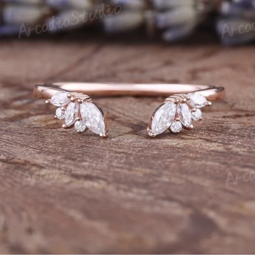 Moissanite Curved Wedding Band - White Gold